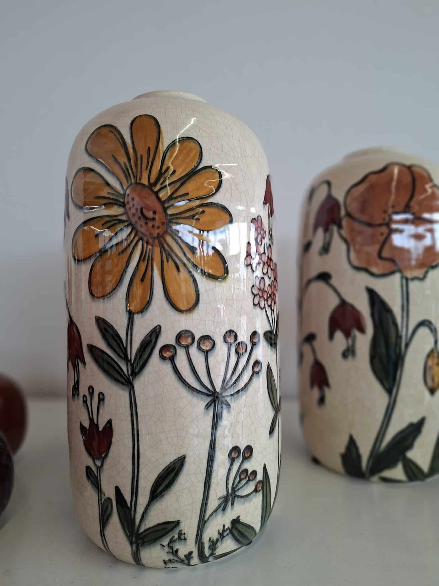Blumenvase_mit_Blumenmuster_2026_20260717_124757